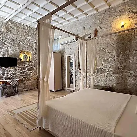 Aliko Hotel 4*